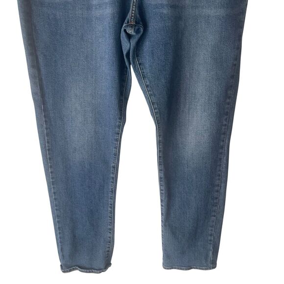 Lucky Brand Men's Size 38 X 32 Medium Wash 410 Athletic Slim Jeans - Picture 3 of 11